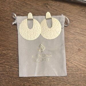 Kendra Scott Gold Oval Earrings
